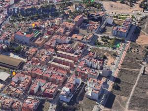 Foto de Suelo urbano para edificar viviendas.
Ideal para apartamentos de estudiantes. Suelo urbano en venta en Moncada.

Se vende suelo urbano de