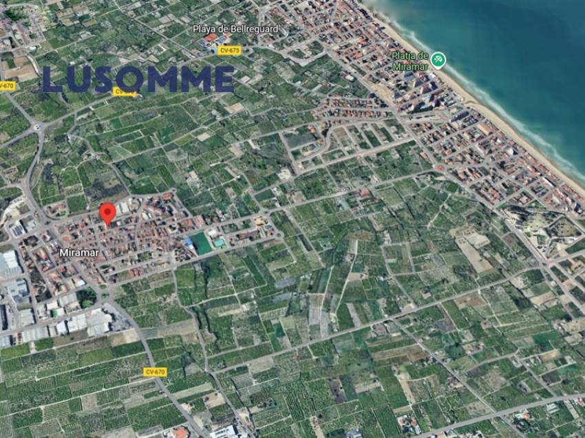 Descripción 477 - Sin comisión inmobiliaria.
Piso en venta en Plaza de la Música, Miramar.

Vivienda en primer piso, en edificio de 2007 con ascensor.
