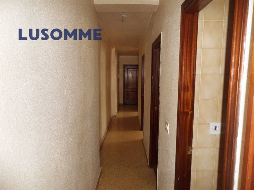 Descripción 505 - Piso en venta en Carrer Astúries, en Las Islas, la mejor zona de Puerto de Sagunto.

A 6 minutos a pie (500m) de la playa, con vistas al