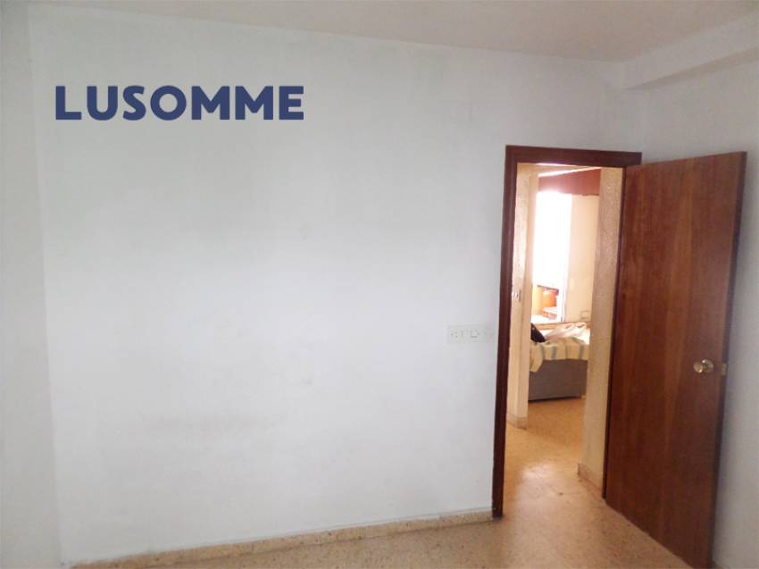 Descripción 505 - Piso en venta en Carrer Astúries, en Las Islas, la mejor zona de Puerto de Sagunto.

A 6 minutos a pie (500m) de la playa, con vistas al