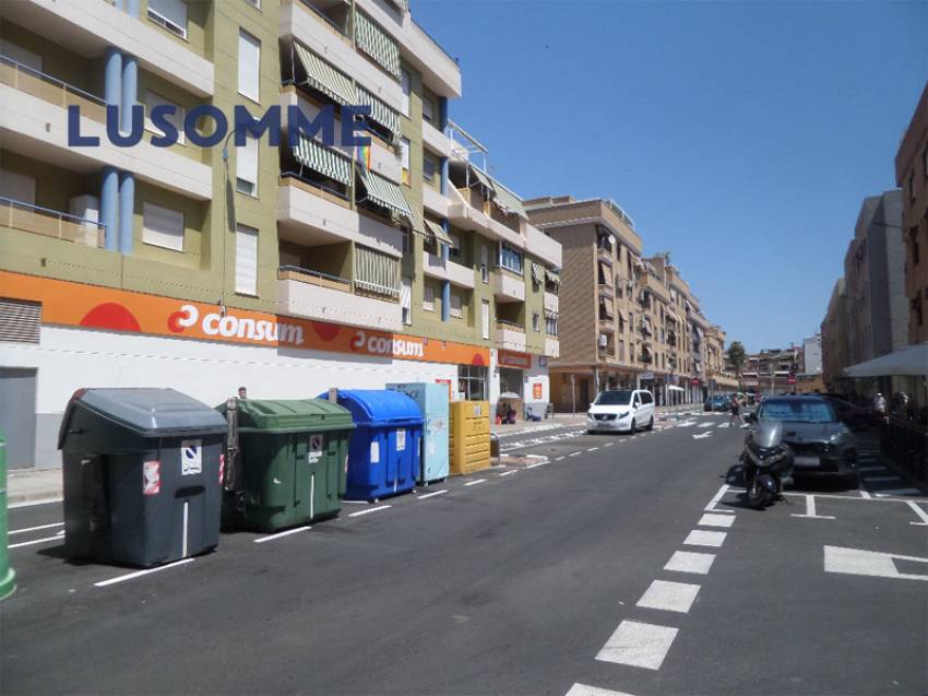 Descripción 505 - Piso en venta en Carrer Astúries, en Las Islas, la mejor zona de Puerto de Sagunto.

A 6 minutos a pie (500m) de la playa, con vistas al