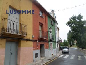Foto 506 de Sin comisión inmobiliaria.
Casa adosada en venta en calle Canterería, Ontinyent.

Vivienda de tres plantas totalmente para re