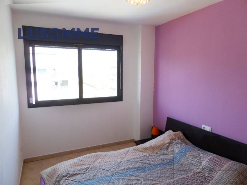 Descripción 510 - Ático dúplex con dos terrazas en Av. Central, Oropesa del Mar. 
A solo 800 m de la playa.

Vivienda en novena planta con ascensor. 
C
